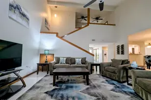 7348 N 7th Pl, Phoenix, AZ 85020 - Photo 3