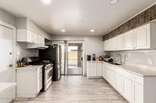 8218 W Osborn Rd, Phoenix, AZ 85033 - Photo 7