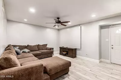 8218 W Osborn Road, Phoenix, AZ 85033 - Photo 5