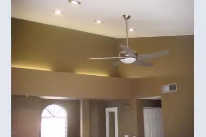 5640 E Bell Road #1022, Scottsdale, AZ 85254 - Photo 11