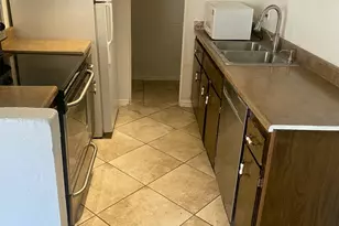 4056 W Mesquite Ln, Phoenix, AZ 85019 - Photo 5