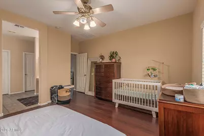 2518 W Long Shadow Trail, Phoenix, AZ 85085 - Photo 17
