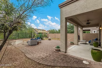 2518 W Long Shadow Trail, Phoenix, AZ 85085 - Photo 25
