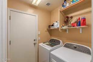 2518 W Long Shadow Trail, Phoenix, AZ 85085 - Photo 23