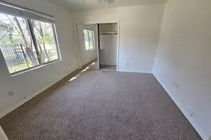 722 W Solano Dr, Phoenix, AZ 85013 - Photo 17