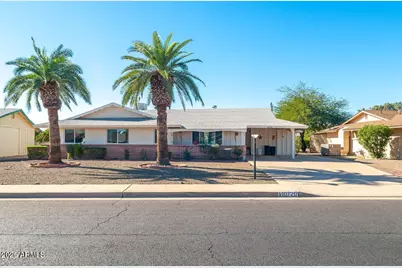10729 W Sun City Boulevard, Sun City, AZ 85351 - Photo 1
