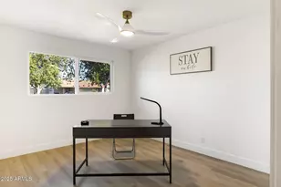 6725 E Moreland St, Scottsdale, AZ 85257 - Photo 29