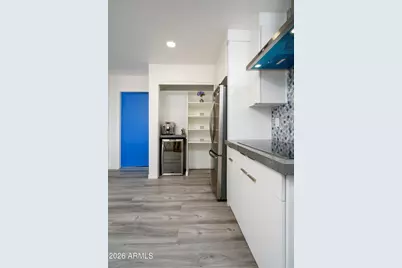 7803 E Kiowa Avenue, Mesa, AZ 85209 - Photo 7