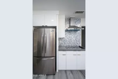 7803 E Kiowa Avenue, Mesa, AZ 85209 - Photo 9