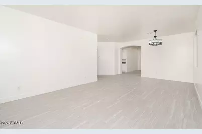 26515 N 67th Drive, Peoria, AZ 85383 - Photo 3