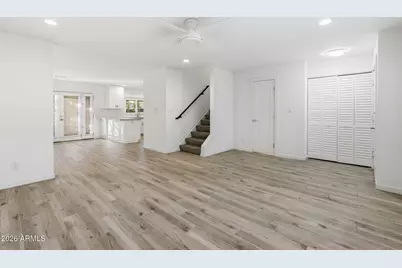 6131 N Granite Reef Road, Scottsdale, AZ 85250 - Photo 11