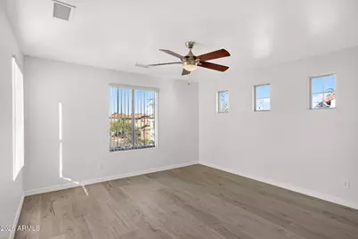 15917 N 19th Drive, Phoenix, AZ 85023 - Photo 13