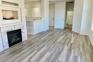 11640 N Tatum Blvd, Phoenix, AZ 85028 - Photo 9