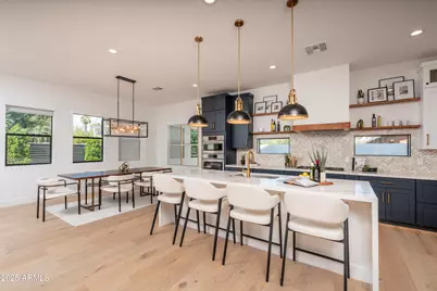 3628 E Clarendon Avenue, Phoenix, AZ 85018 - Photo 3