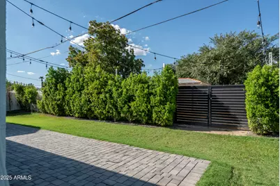 3628 E Clarendon Avenue, Phoenix, AZ 85018 - Photo 31