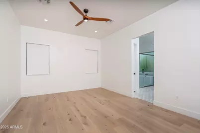 3628 E Clarendon Avenue, Phoenix, AZ 85018 - Photo 15