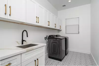 3628 E Clarendon Avenue, Phoenix, AZ 85018 - Photo 23