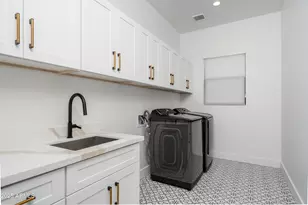 3628 E Clarendon Ave, Phoenix, AZ 85018 - Photo 23