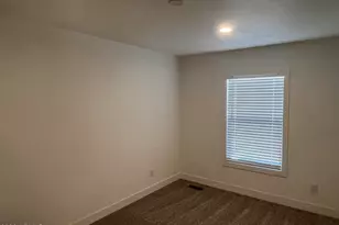 22936 W Forest Pleasant Pl, Wittmann, AZ 85361 - Photo 15