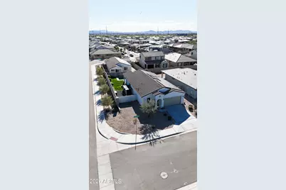 24511 W Hilton Avenue, Buckeye, AZ 85326 - Photo 25