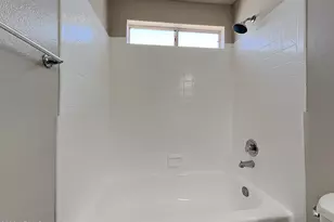 7267 W Charter Oak Rd, Peoria, AZ 85381 - Photo 11