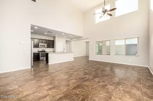 10809 W Saddlehorn Rd, Peoria, AZ 85383 - Photo 3