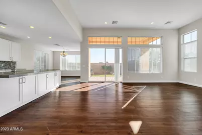 24519 N 44th Lane, Glendale, AZ 85310 - Photo 11