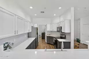 7445 E Eagle Crest Dr, Mesa, AZ 85207 - Photo 9