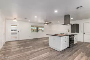 11010 W Sun City Blvd, Sun City, AZ 85351 - Photo 7