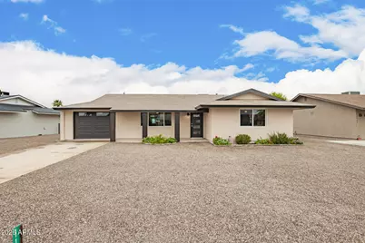 11010 W Sun City Boulevard, Sun City, AZ 85351 - Photo 1