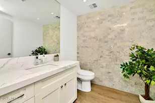 7137 E Rancho Vista Dr, Scottsdale, AZ 85251 - Photo 29