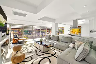 7137 E Rancho Vista Dr, Scottsdale, AZ 85251 - Photo 3