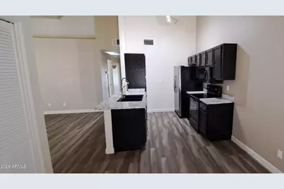 5236 W Peoria Avenue #202, Glendale, AZ 85302 - Photo 5