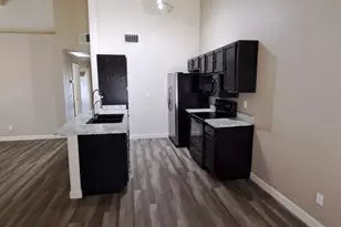 5236 W Peoria Ave, Glendale, AZ 85302 - Photo 5