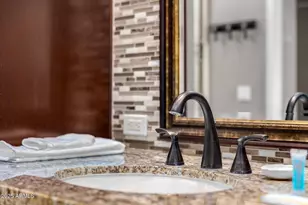 8245 E Bell Rd, Scottsdale, AZ 85260 - Photo 27