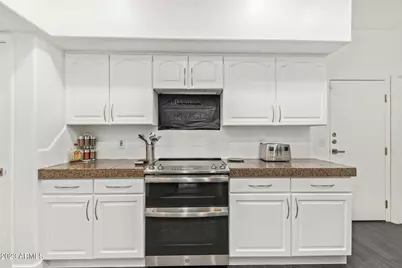 1747 E Northern Avenue #140, Phoenix, AZ 85020 - Photo 17