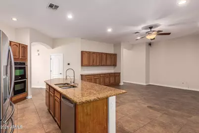 26706 N 24th Drive, Phoenix, AZ 85085 - Photo 9