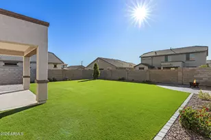 16837 W Fetlock Trail, Surprise, AZ 85387 - Photo 37