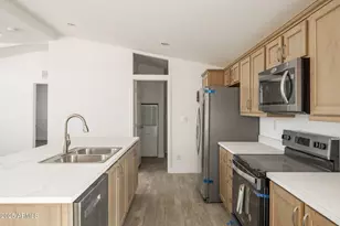 25200 N Enid Dr, Paulden, AZ 86334 - Photo 5