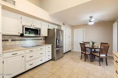 12318 W Fieldstone Drive, Sun City West, AZ 85375 - Photo 15