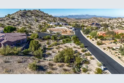 10760 S Sunset Drive #45, Goodyear, AZ 85338 - Photo 13