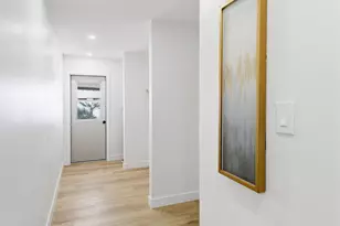 7761 E Chaparral Rd, Scottsdale, AZ 85250 - Photo 23