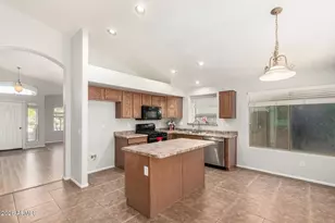 2409 W Bent Tree Dr, Phoenix, AZ 85085 - Photo 11