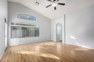 2409 W Bent Tree Dr, Phoenix, AZ 85085 - Photo 19