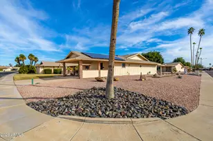 10439 W Kingswood Cir, Sun City, AZ 85351 - Photo 3