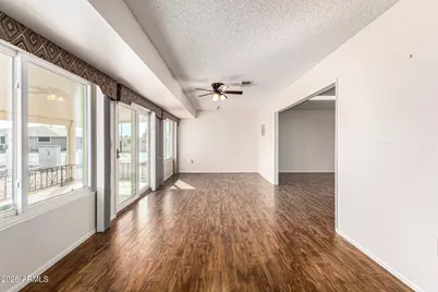 10439 W Kingswood Circle, Sun City, AZ 85351 - Photo 11