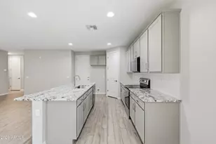 9426 E Saturn Ave, Mesa, AZ 85212 - Photo 3