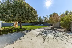 3202 E Corrine Dr, Phoenix, AZ 85032 - Photo 51