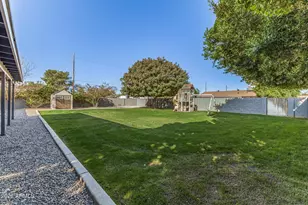 3202 E Corrine Dr, Phoenix, AZ 85032 - Photo 39