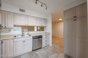 9355 N 91st St, Scottsdale, AZ 85258 - Photo 13